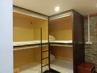 Qiu Youth Inn