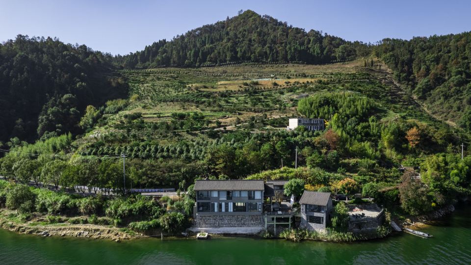Qiandao Lake Water South Bank Homestay
