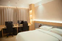 Laiya E-sports Hotel (Tongling Beidouxingcheng)