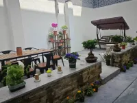Floral Hotel·Suiyouyuan (Luoqi Ancient City Branch) Отели в г. Лоян