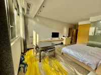 Muse Yunju Hotel (Hezhang East Passenger Transport Terminal)