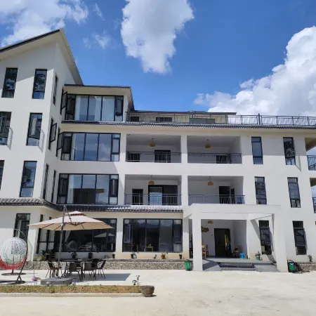 Tangtangbian Homestay
