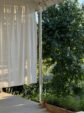 Before Sunset courtyard Отели рядом с достопримечательностью «Xinyi Self-Drive Campground (Sayram Lake Branch)»