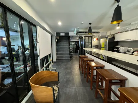 The Blocks Hostel Sukhumvit 10