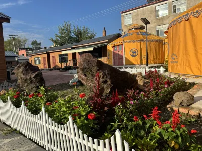 Mayday Courtyard Homestay