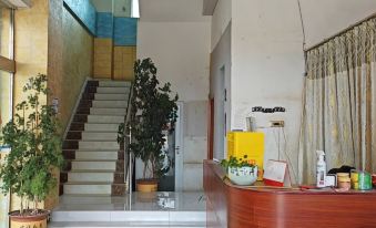Yanyuan Xinshengda Business Hotel