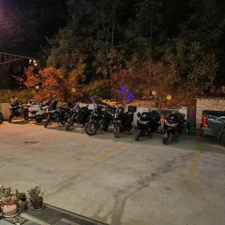 Heishui Guanshan Villa Homestay