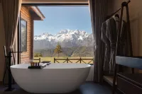 Lijiang Yulong Manshron Snow Highlands Villa - pet friendly