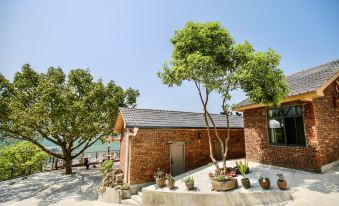 Fengjie County Wangjiang Homestay