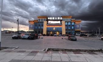 Nyima Haoyuan Grand Hotel
