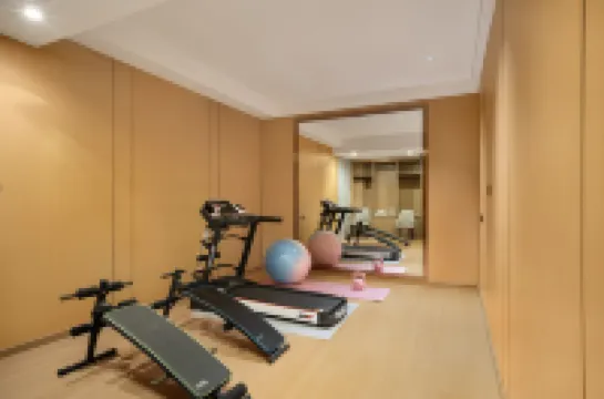 QIANNA HOTEL GLORIOUS (Dengfeng Songshan Scenic Area)