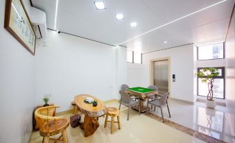 Meizhou lsland Beach Party B&B