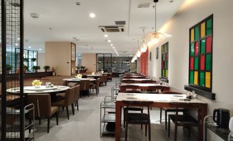 Lanzhou Jingyuehua  Hotel (Zhongshan Bridge International Convention and Exhibition Center)