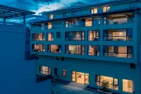 Yi Mu Hot Spring Homestay Hotels near Jingbian Square