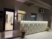 Dayueting Homestay (Dongfang Wanda Plaza Railway Station) - เปิดใหม่