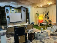 Orange Waiting for the Wind, Waiting for You Homestay