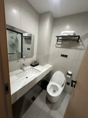 ラベンダーホテル（深セン龍崗大運センター吉祥地下鉄駅）