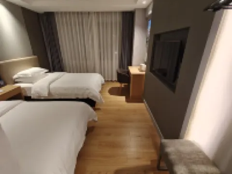 Lixian Bipeng·Shiguang Hot Spring Hotel