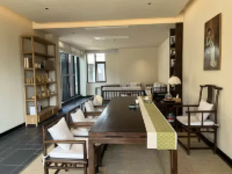 Fall in Love with the Nujiang River·Buladi Manor Hotel (Fugong Branch, Nujiang) Hotels in Fugong