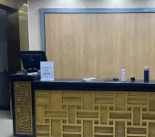 Baizhou E-Sports Hotel (pzLongxingsi Water Street) - parkir