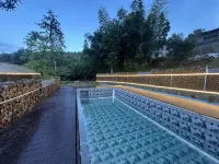 Xinghe·Lanyue Homestay - Pools