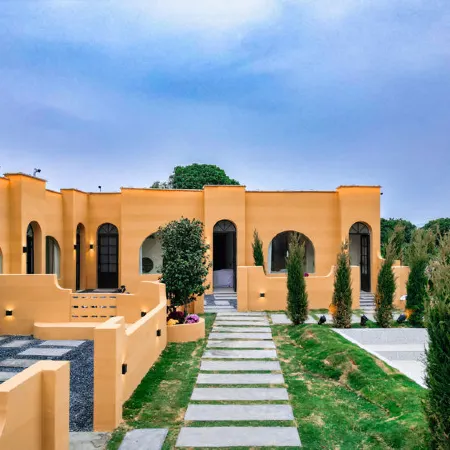 Anaya Hall · Shallow Beach Coast Healing Villa