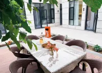 Huafeihua Homestay - 2-Star