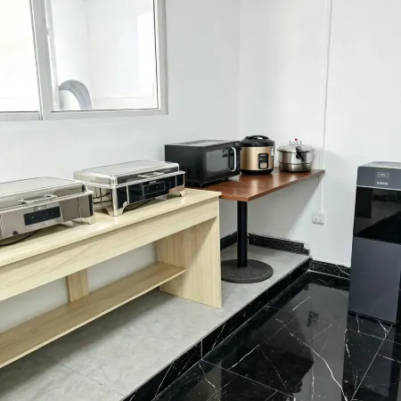 Rongjiang Saint Bailey Smart Hotel (Cun Chao Football Field Riverside Ecological Sports Park)