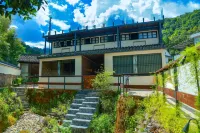 FUMO HOTEL - Bergblick