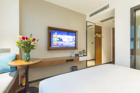 Borrman Hotel (Guangzhou East Railway Station Meihuayuan Subway Station)