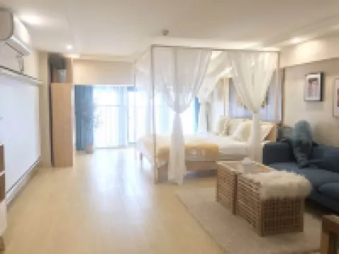 Meiju Seaview Light Luxury Apartment (Quanzhou Donghai Taihe Branch)