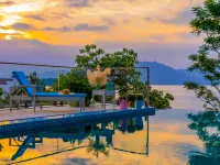 Zixing Xiyan · Hidden Lake and Pines Homestay (Dongjiang Lake Bailang Scenic Area) Hotel a Zixing