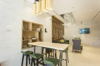 Zhanjiang City Hotel (Zhanjiang High speed Railway Station Branch)