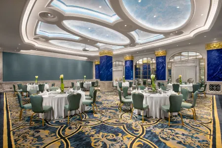 New Jingli Hotel Отели рядом с достопримечательностью «Baijiahu Garden Citizen's Square»