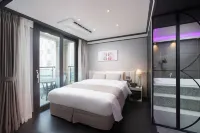 Utop Boutique Hotel&Residence Hotels near Korea Beauty Museum