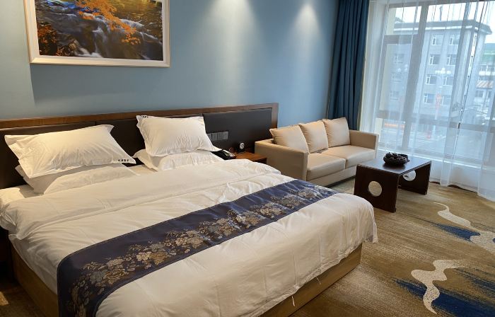 Yuejing Hotel