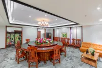 Golden Peacock Hotel (Pu'er Simao Airport) - Bintang 3