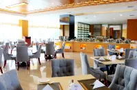 The Grand Plaza Hotel - sarapan