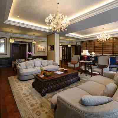 Eastern & Oriental Hotel Rooms