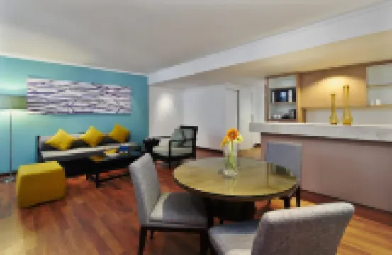 래디슨 리조트 & 스위트 푸켓 푸켓 호텔