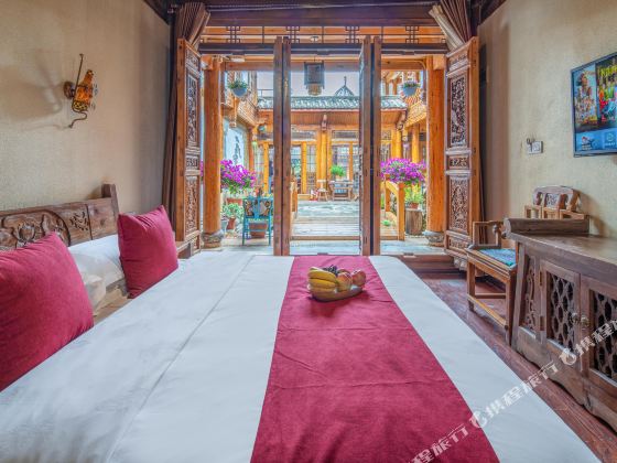 麗江古城美憩納西中国式旅館