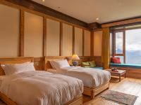 德钦松赞梅里酒店 - 雪山景观高级双床房