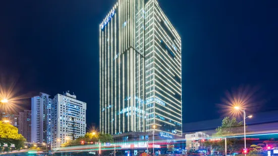 Orange Crystal Qingdao Vientiane City Hotel