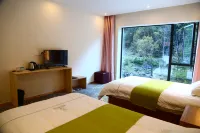 Kangding Lu Zhai sightseeing B & B Hotels in Kangding