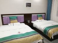 汶川宜安旅店 - 舒适五室七床房