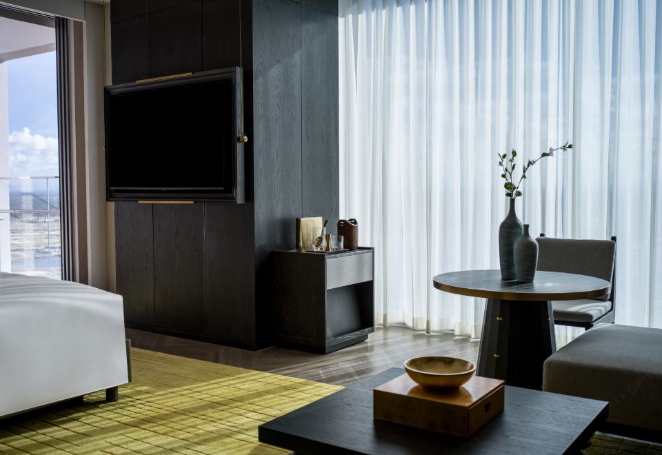 1. 호이아나 호텔 ..