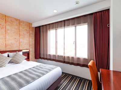 スタンダードダブル(禁煙) アートホテル鹿児島の写真