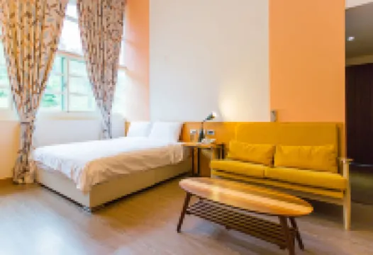 Sun Hola Villa Hotels near Qilan Forest Recreation Area