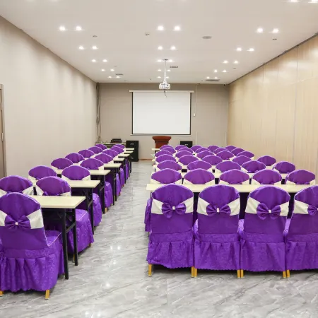 Lavande Hotel（Jiamusi Xinmart Store）