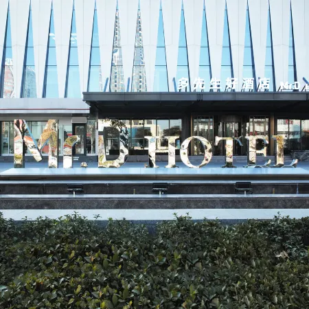 Mr.D Hotel